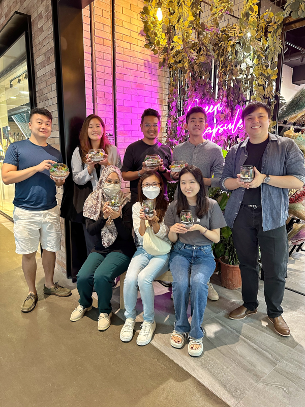 UXUI Team Bonding Photo 1 - UXUI Team Bonding Photo 1